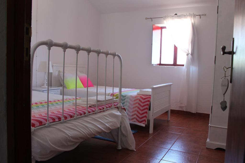 Вилла Vale Do Boto-Quinta Com 3 Casas Каштру-Марин Номер фото
