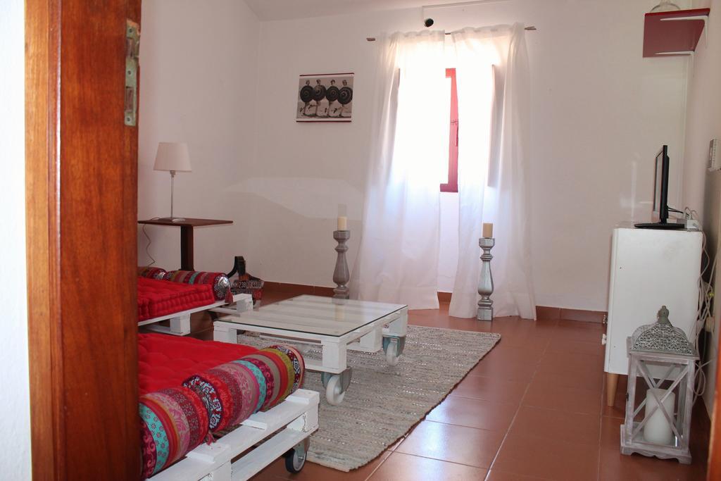 Вилла Vale Do Boto-Quinta Com 3 Casas Каштру-Марин Номер фото