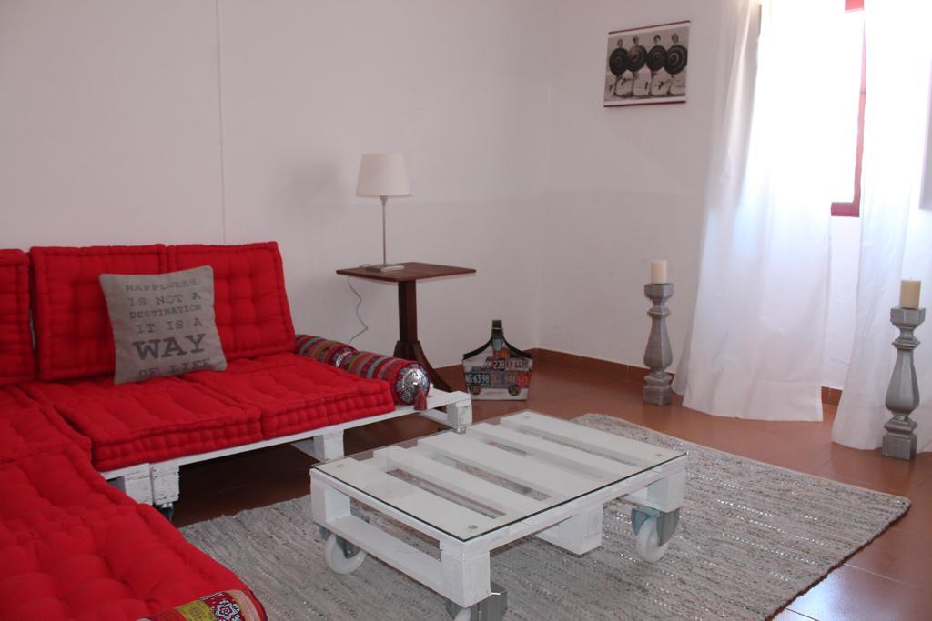Вилла Vale Do Boto-Quinta Com 3 Casas Каштру-Марин Номер фото