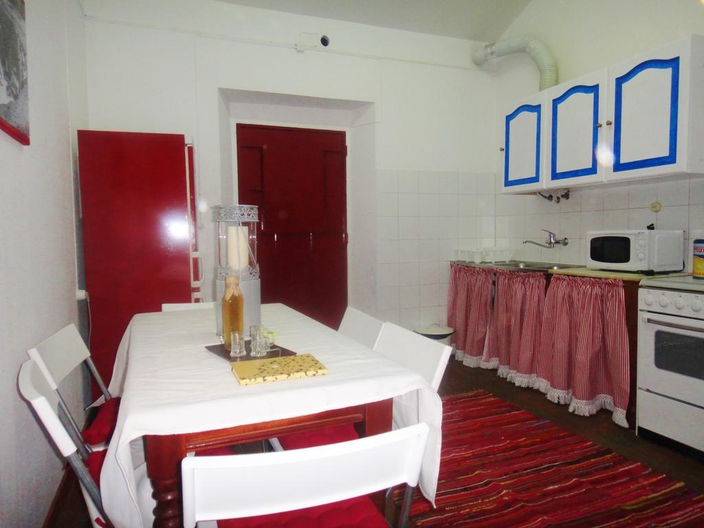 Вилла Vale Do Boto-Quinta Com 3 Casas Каштру-Марин Номер фото