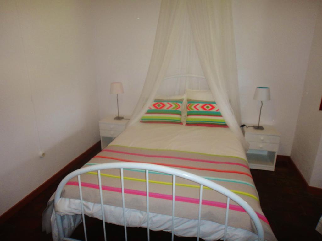 Вилла Vale Do Boto-Quinta Com 3 Casas Каштру-Марин Номер фото