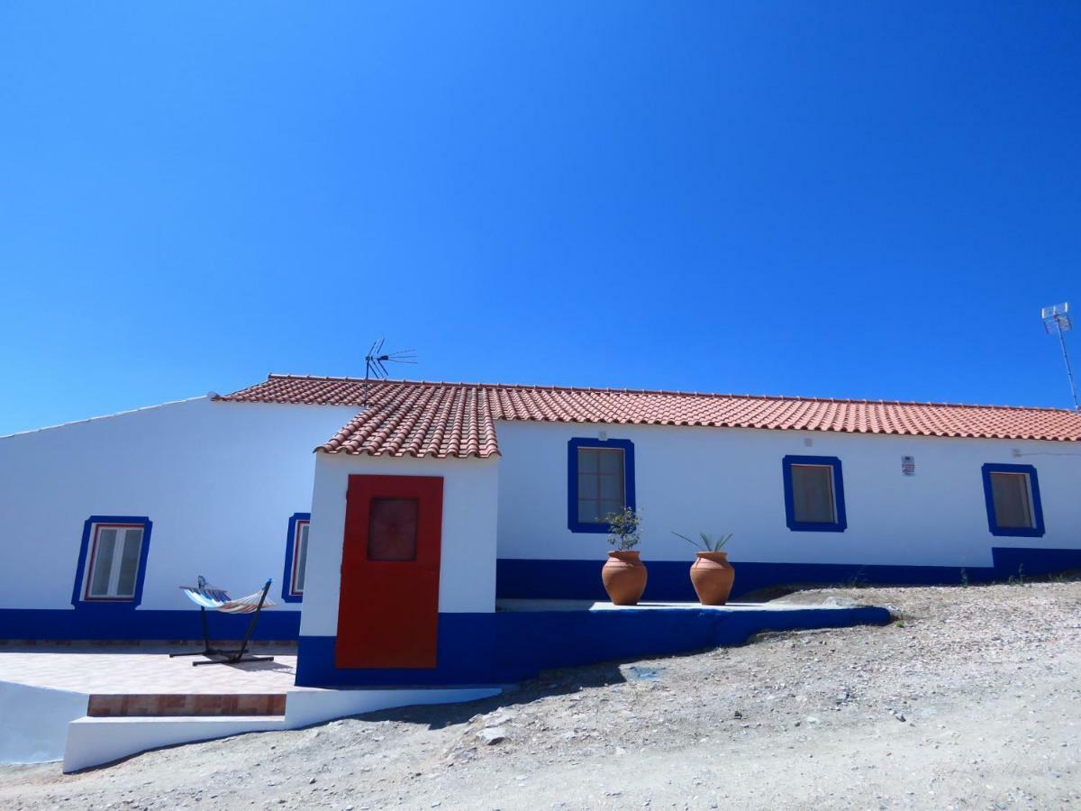 Вилла Vale Do Boto-Quinta Com 3 Casas Каштру-Марин Экстерьер фото